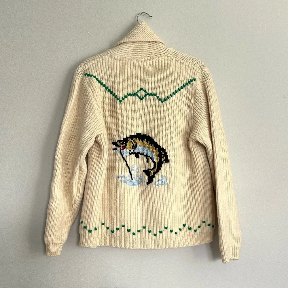 1960’s Tundra Virgin Wool Knit Cardigan fish cozy cabin aesthetic - Picture 2 of 9